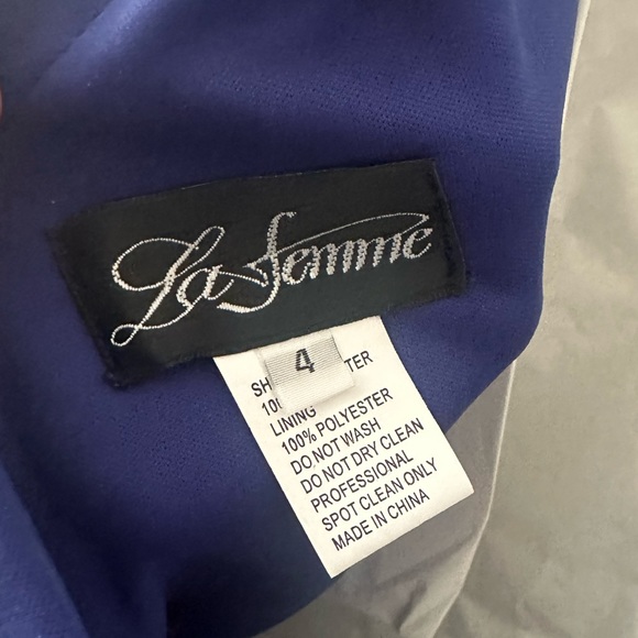 La Femme One Shoulder Jersey Gown - Picture 7 of 7